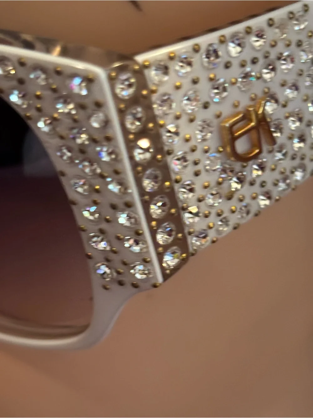 Beautiful White Crystal EK Sunglasses